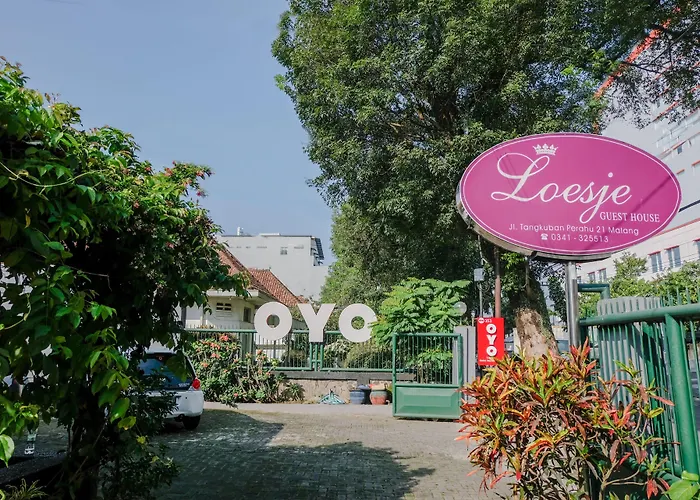 Hotel O Loesje Guest House Syariah Malang